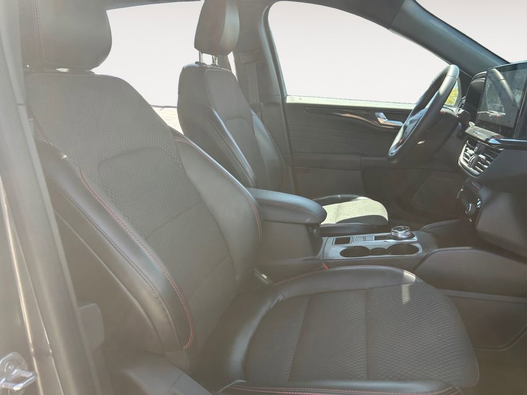 Used 2024 Ford Escape ST-Line Select w/ Tech Pack #1 AWD/4WD image 15