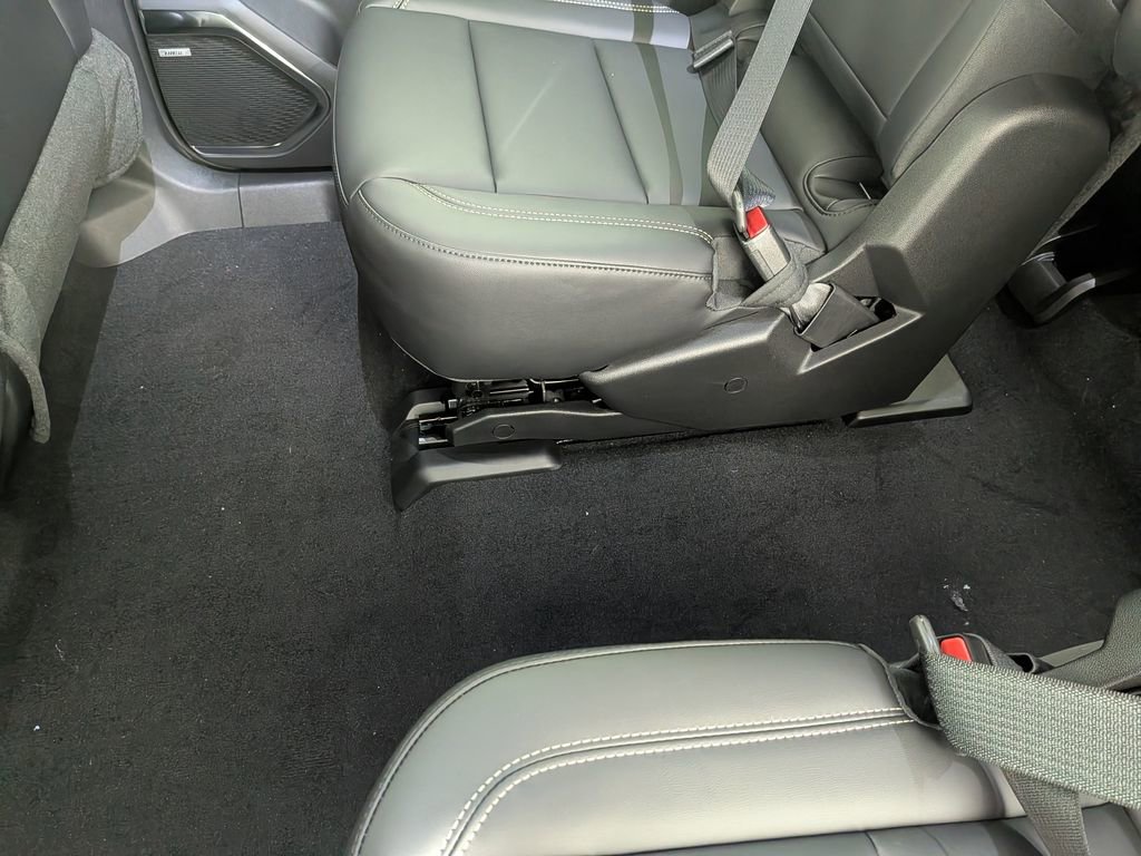 New 2026 GMC Acadia Elevation w/ Elevation Premium Package image 30