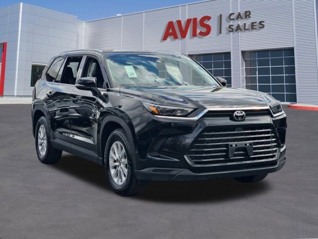 Used 2025 Toyota Grand Highlander AWD image 3