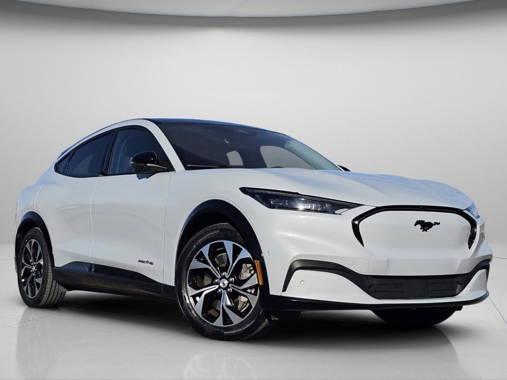 Used 2023 Ford Mustang Mach-E Premium image 2