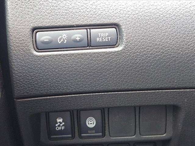 Used 2020 Nissan Rogue Sport S w/ Appearance Package FWD image 14