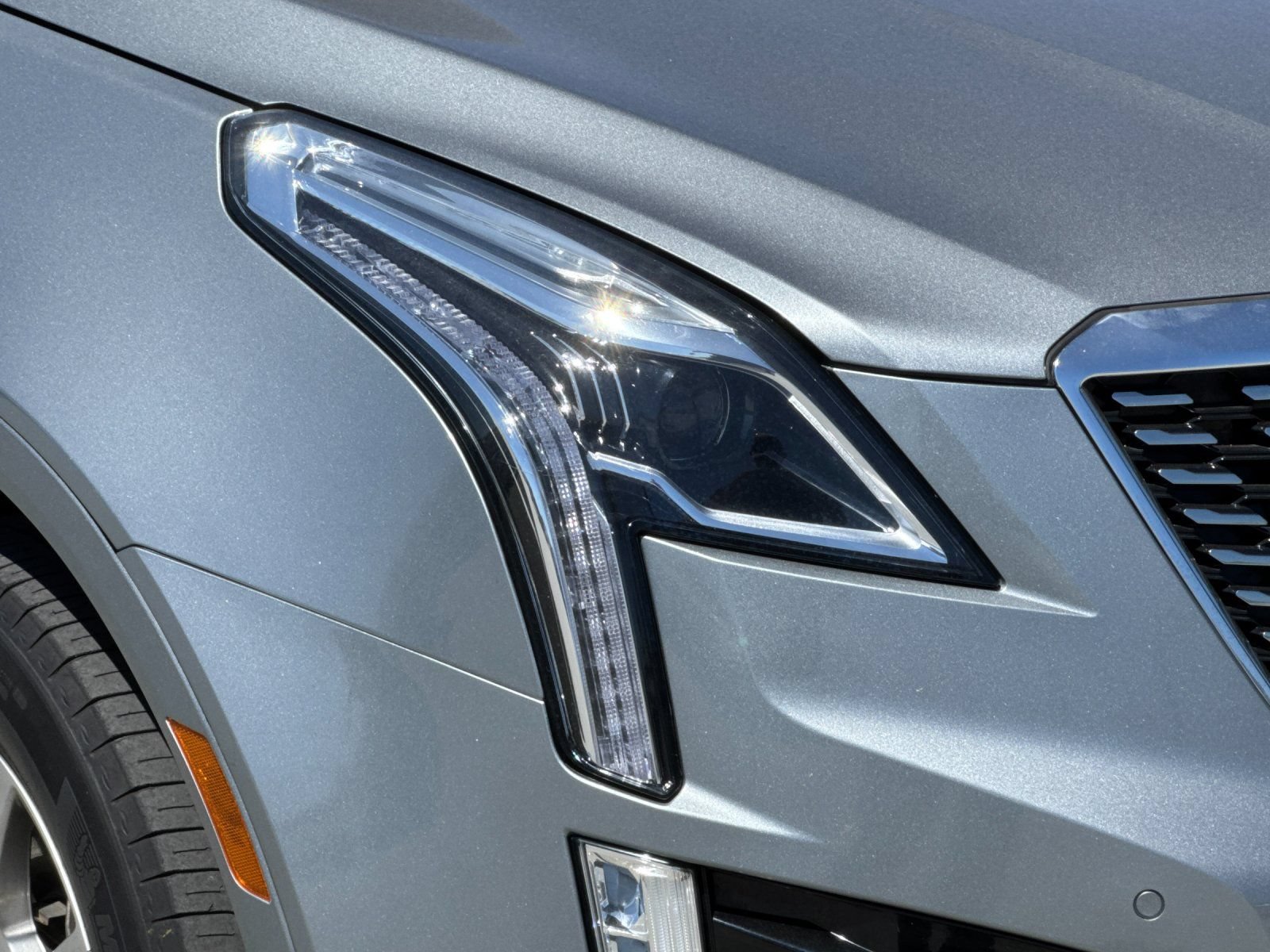 Certified 2023 Cadillac XT5 Premium Luxury FWD image 37