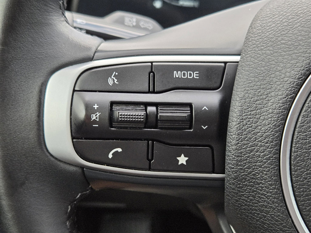 Certified 2024 Kia Sportage EX image 27