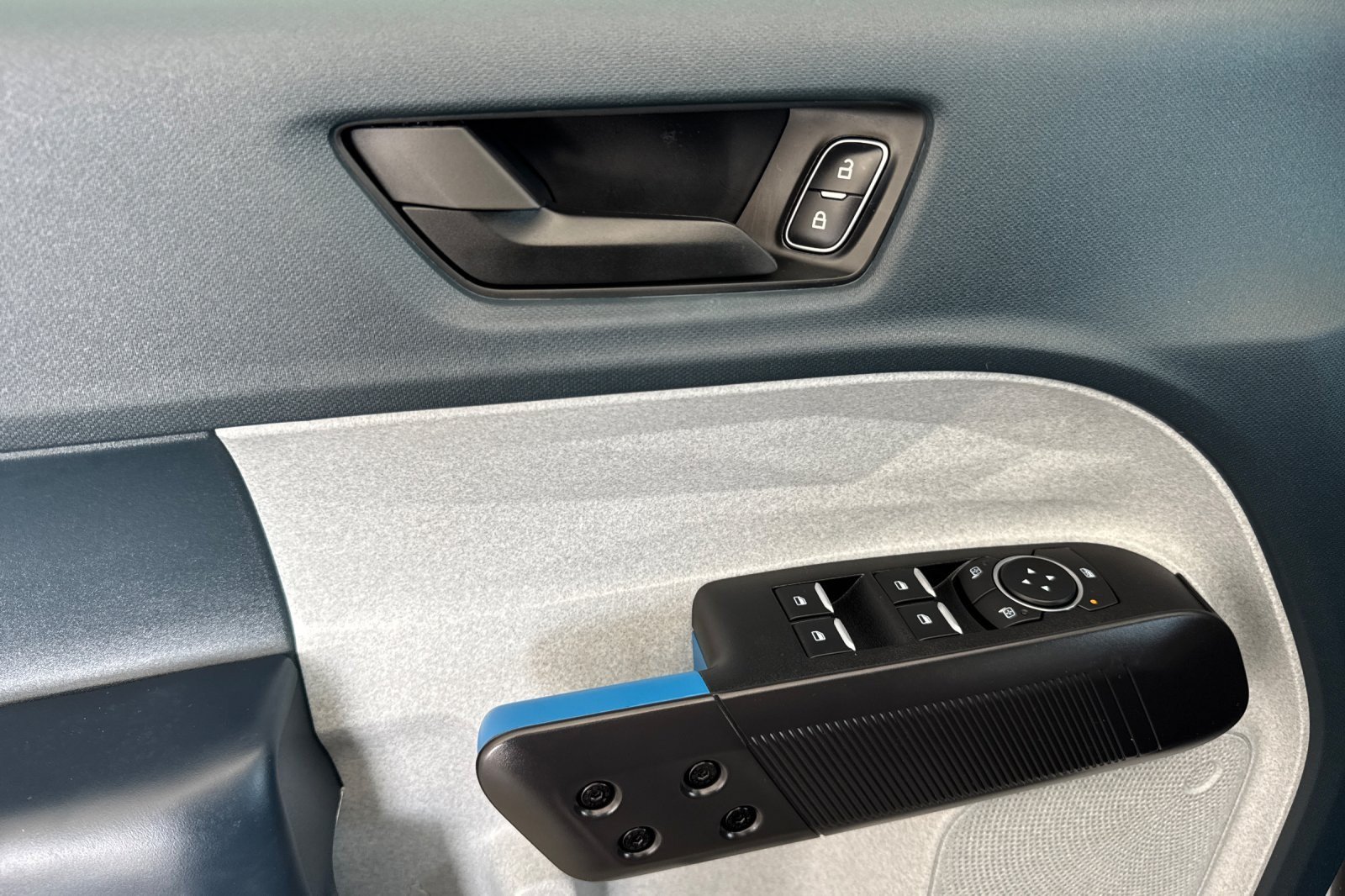 Used 2025 Ford Maverick XLT FWD image 10