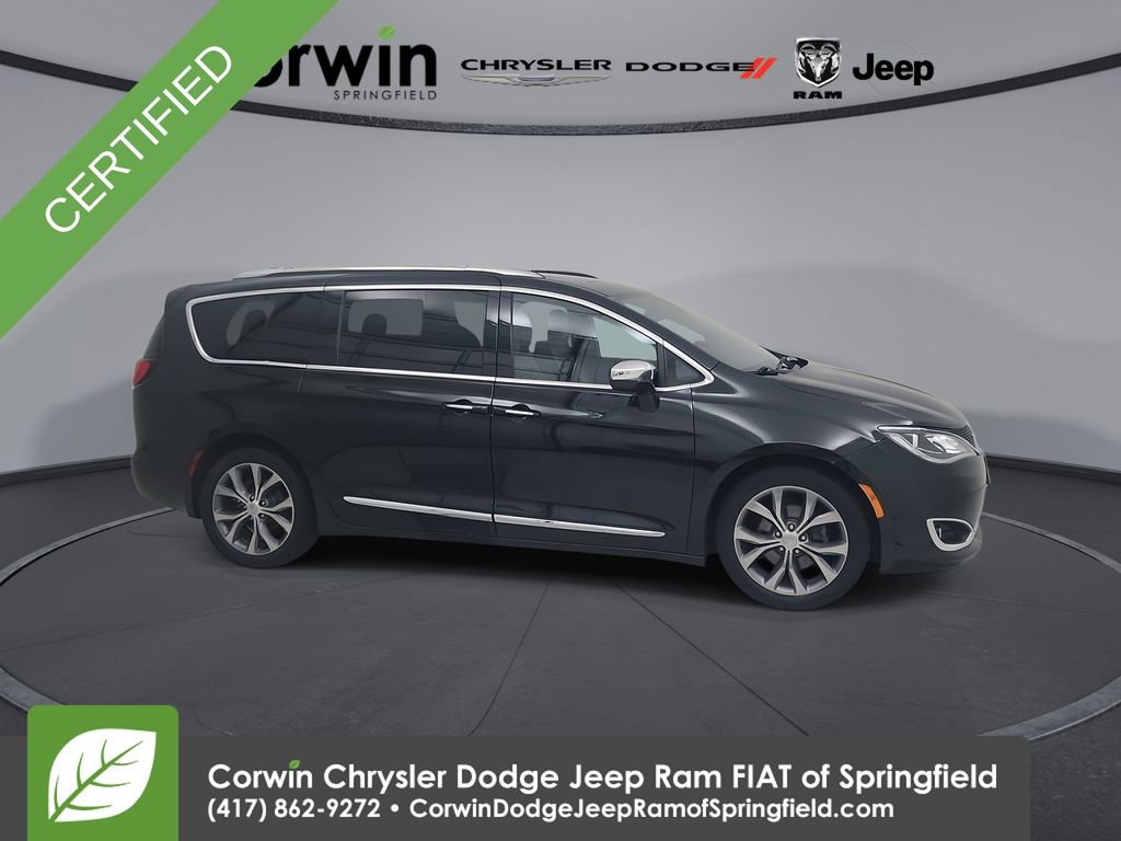 Certified 2020 Chrysler Pacifica Limited image 1