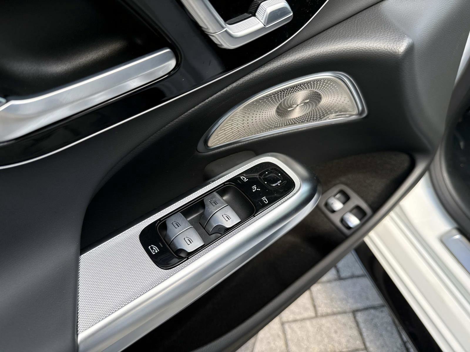 New 2026 Mercedes-Benz E 53 AMG e 4MATIC Sedan image 18