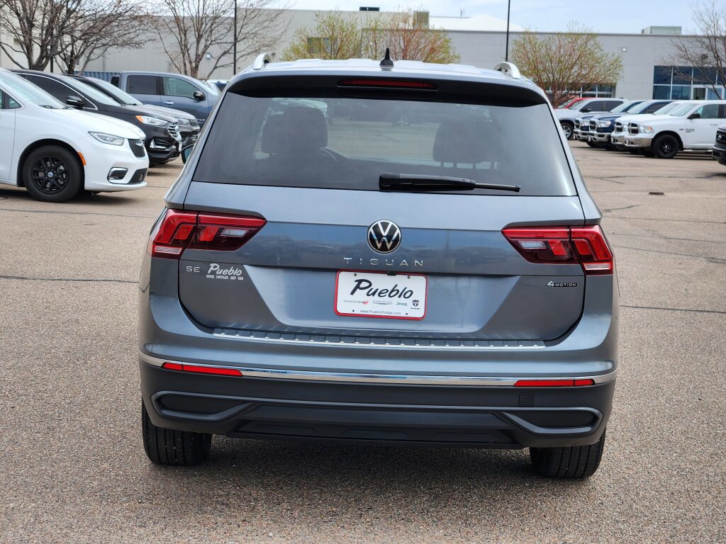 Used 2024 Volkswagen Tiguan SE image 4