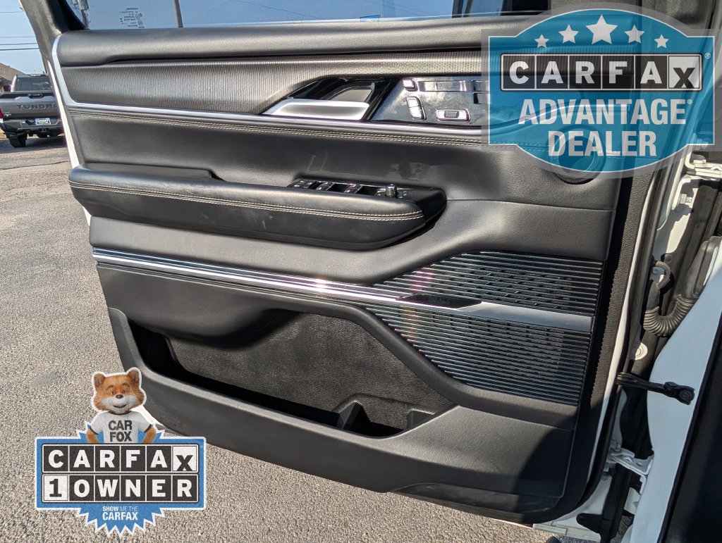 Used 2024 Jeep Grand Wagoneer L Series II w/ Quick Order Packagew 28T AWD/4WD image 16