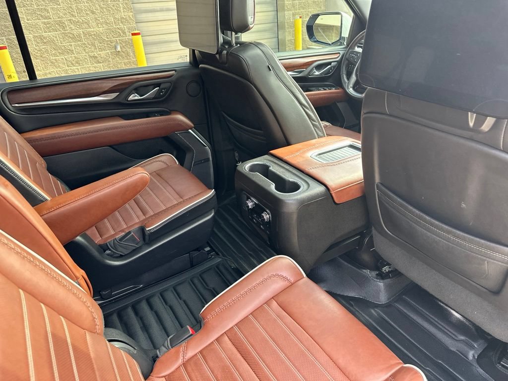 Certified 2023 GMC Yukon XL Denali Ultimate AWD/4WD image 28
