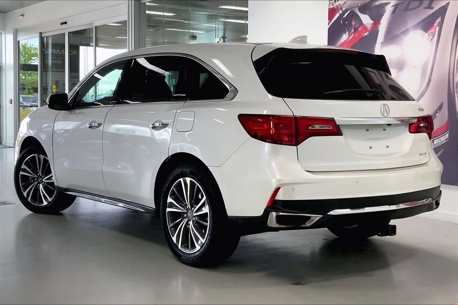 Used 2019 Acura MDX SH-AWD w/ Technology Package image 4