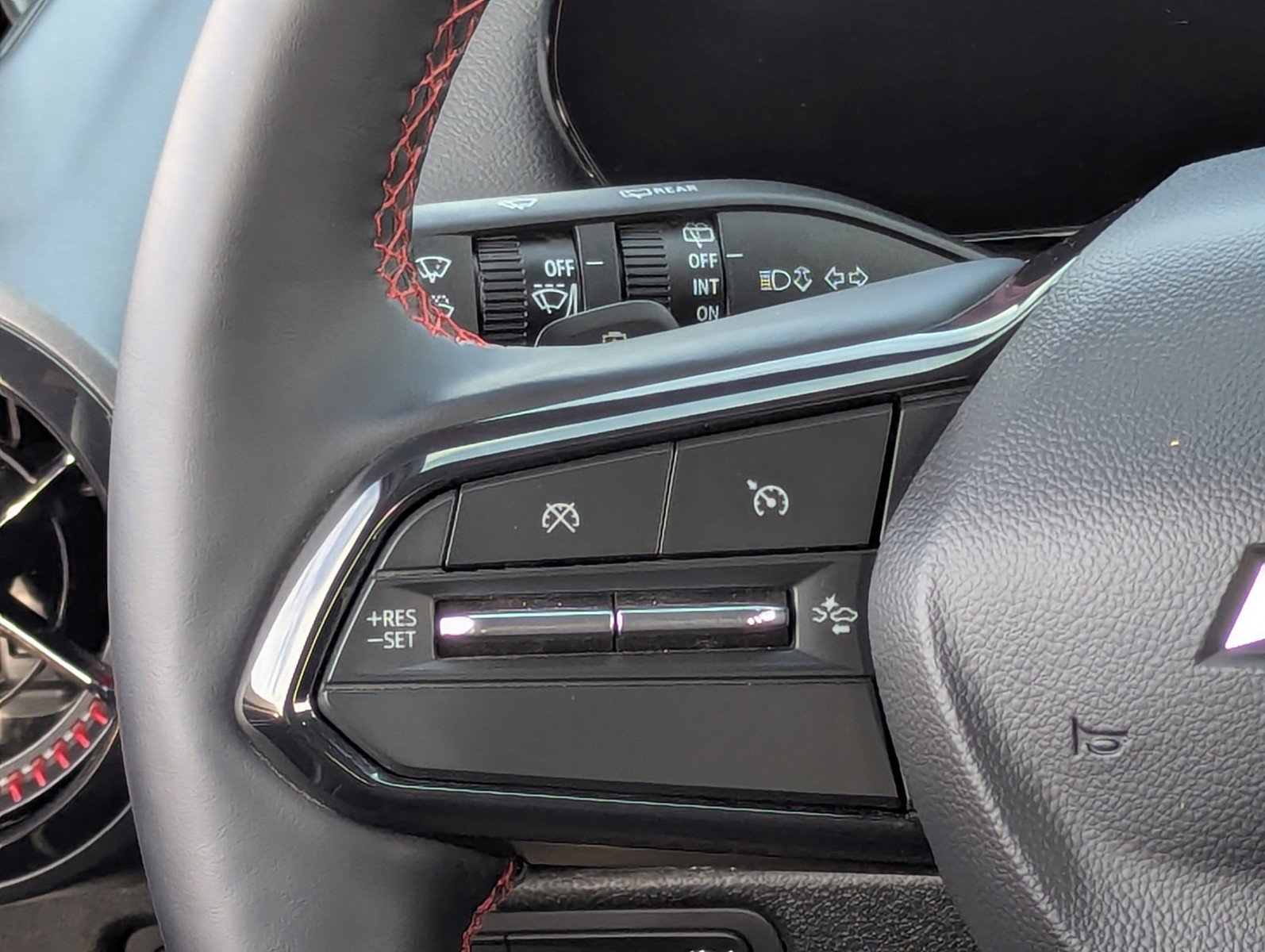 Certified 2025 Chevrolet Equinox EV RS image 22