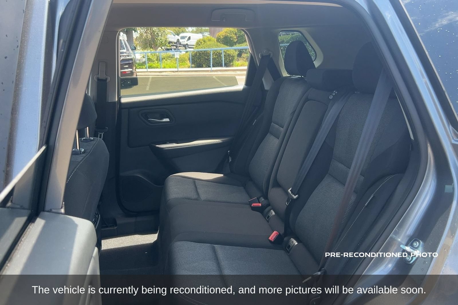 Used 2026 Nissan Rogue SV FWD image 12
