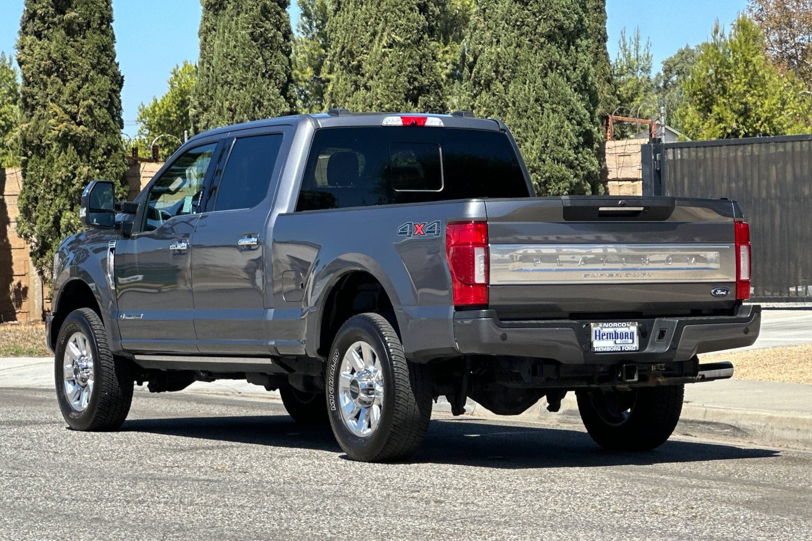 Used 2022 Ford F350 Platinum AWD/4WD image 6