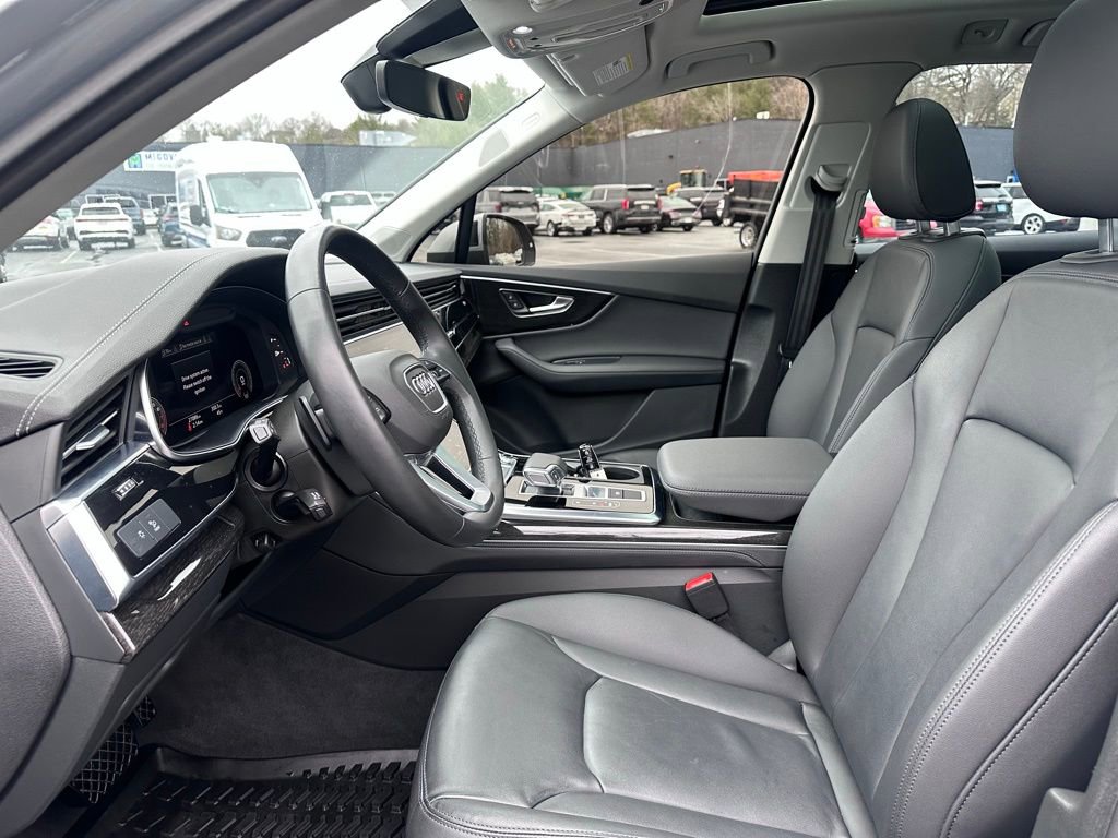 Used 2023 Audi Q7 2.0T Premium Plus w/ Premium Plus Package image 14
