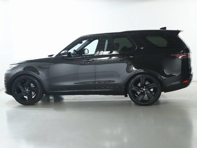 Used 2025 Land Rover Discovery Dynamic SE AWD/4WD image 4