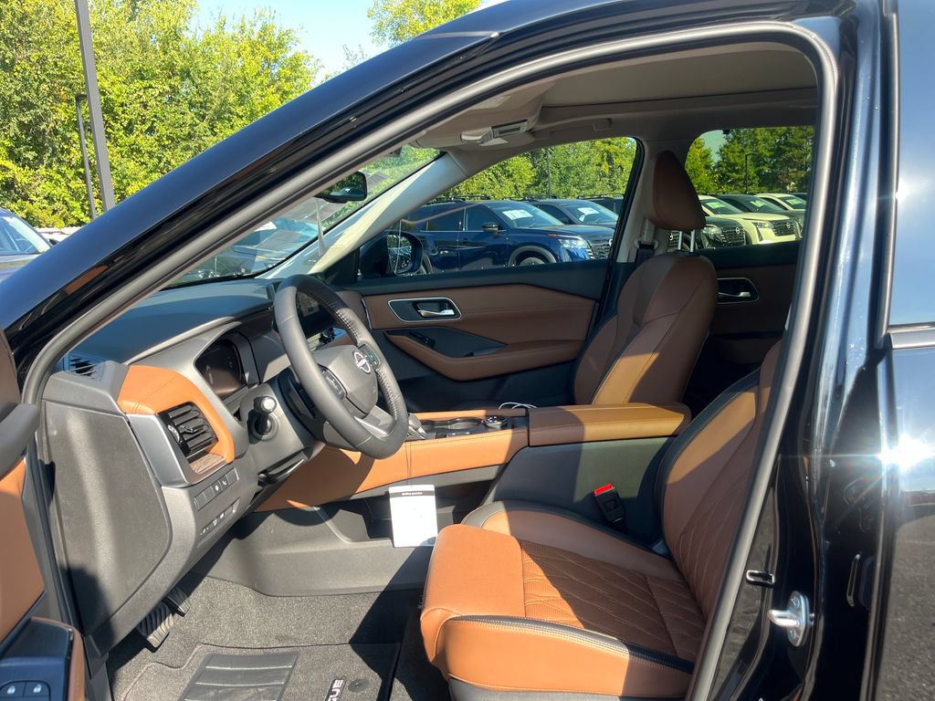 New 2026 Nissan Rogue Platinum w/ Platinum Premium Package AWD/4WD image 11