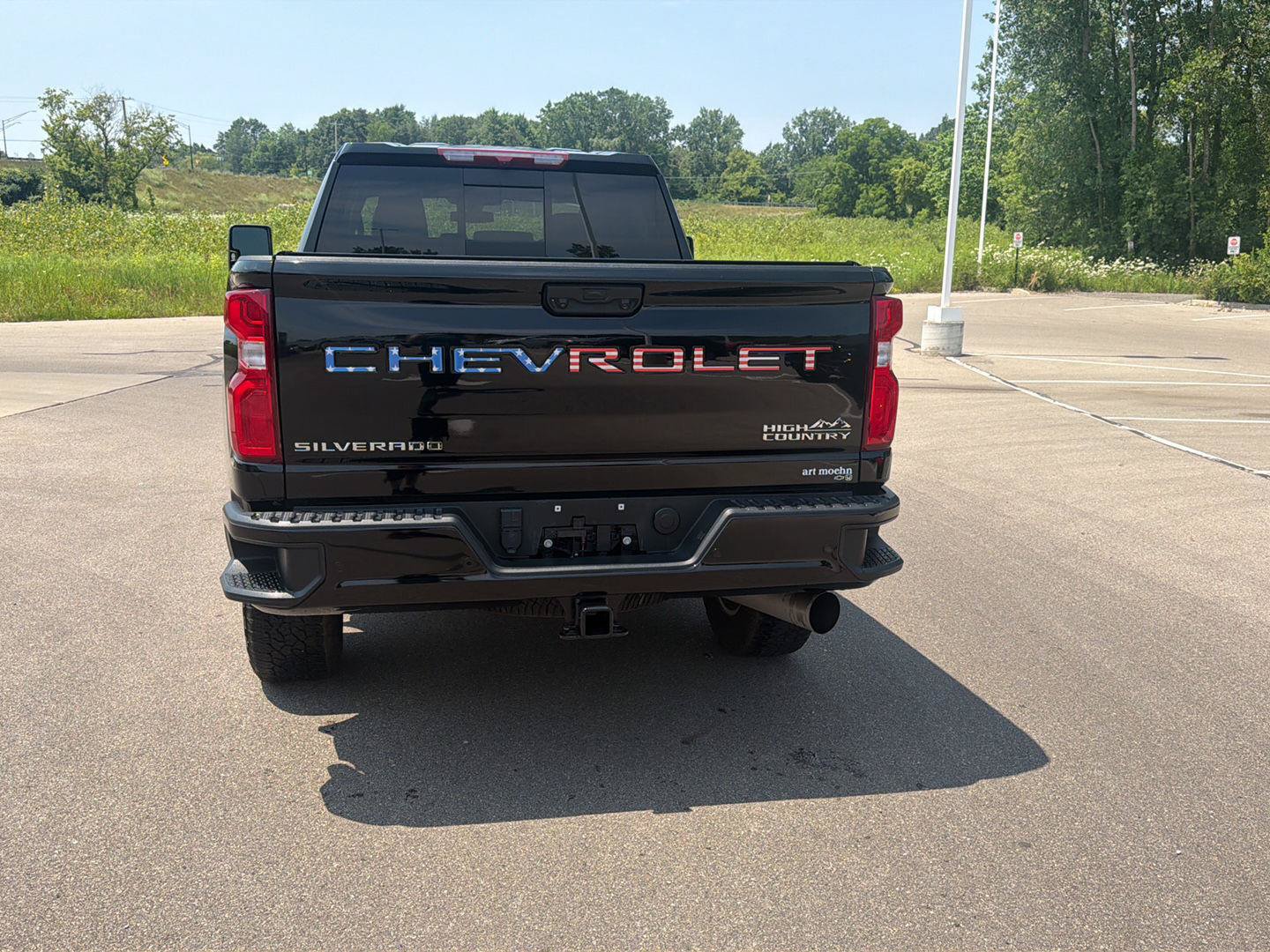 Used 2022 Chevrolet Silverado 2500 High Country w/ Safety Package II AWD/4WD image 6