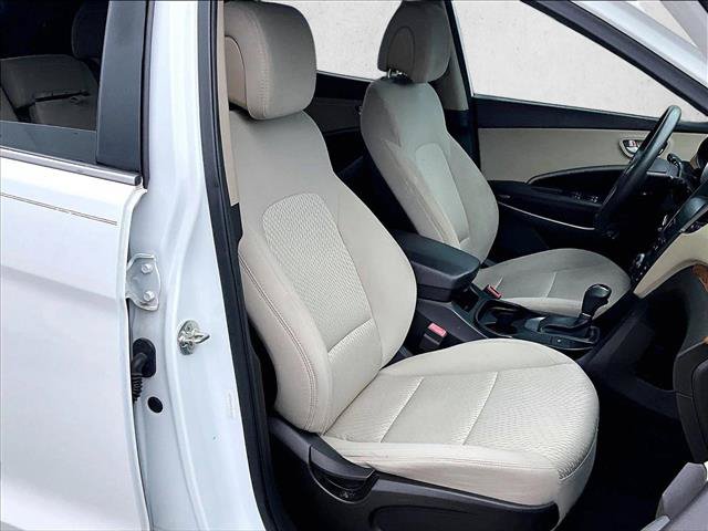 Used 2015 Hyundai Santa Fe Sport w/ Option Group 02 FWD image 9