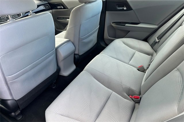 Used 2017 Honda Accord LX image 15
