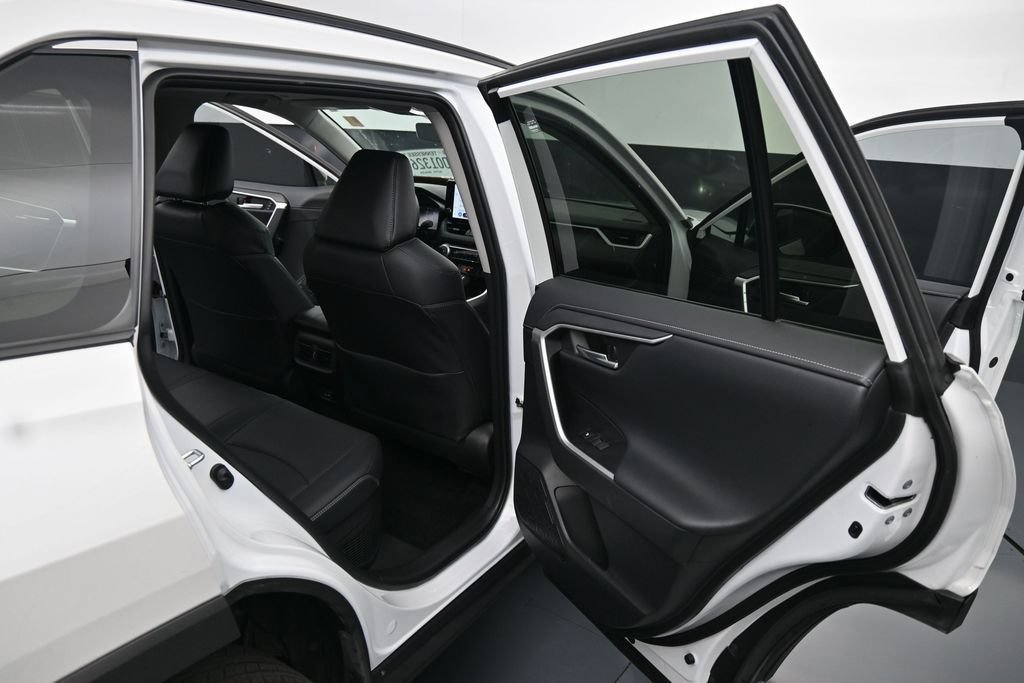 Used 2024 Toyota RAV4 Limited w/ Advanced Technology Package AWD/4WD image 21