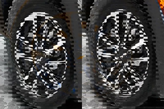 Used 2025 Chevrolet TrailBlazer LT image 14