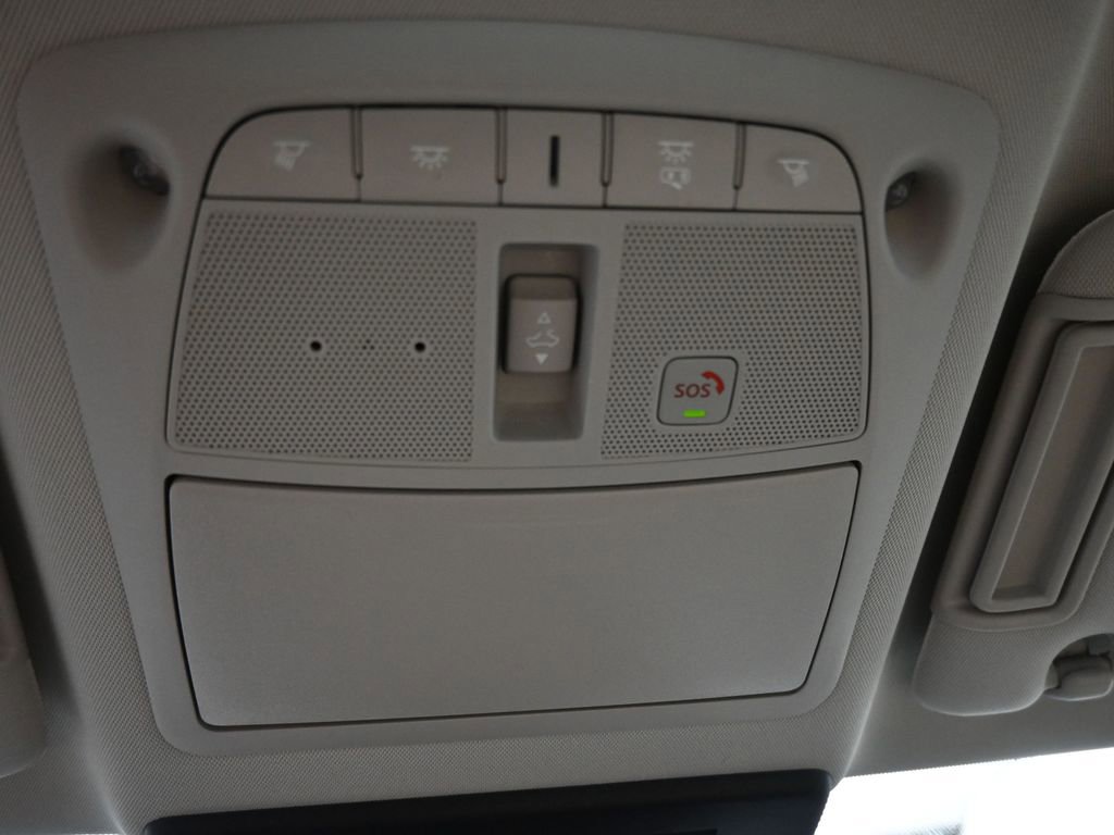 Used 2024 Nissan Armada Platinum w/ Captain's Chairs Package image 21