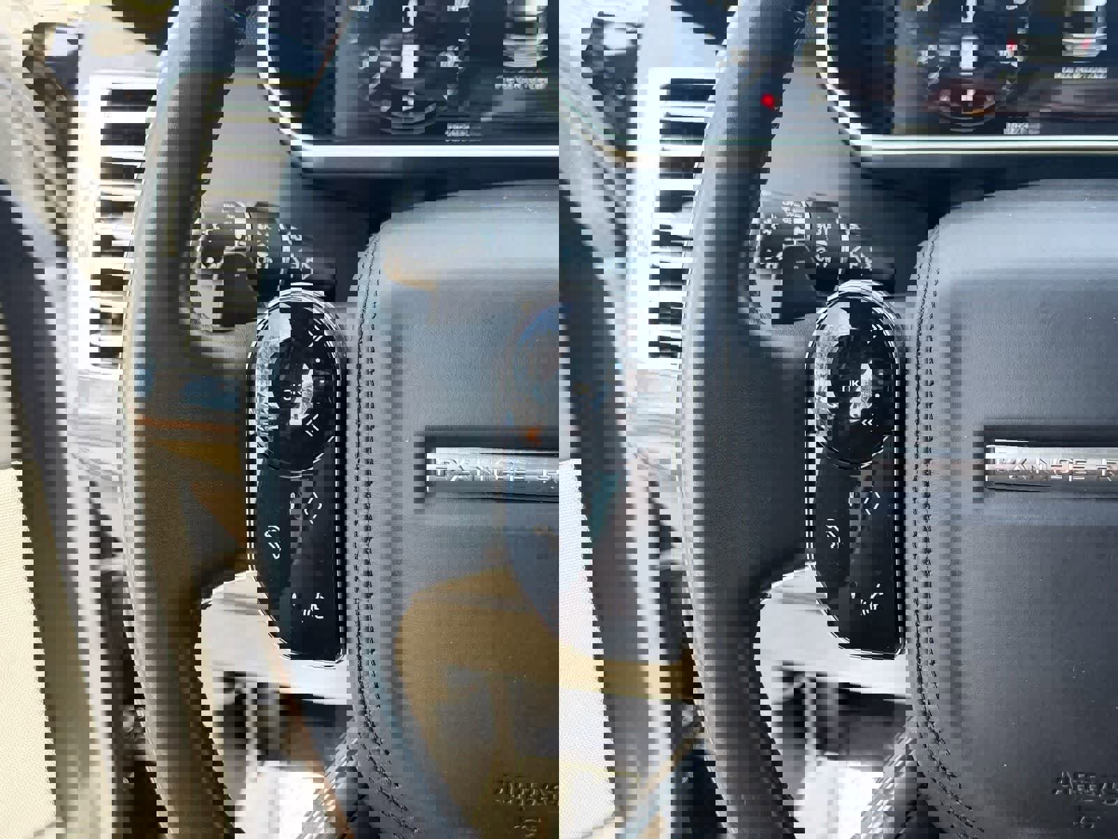 Used 2020 Land Rover Range Rover HSE image 18