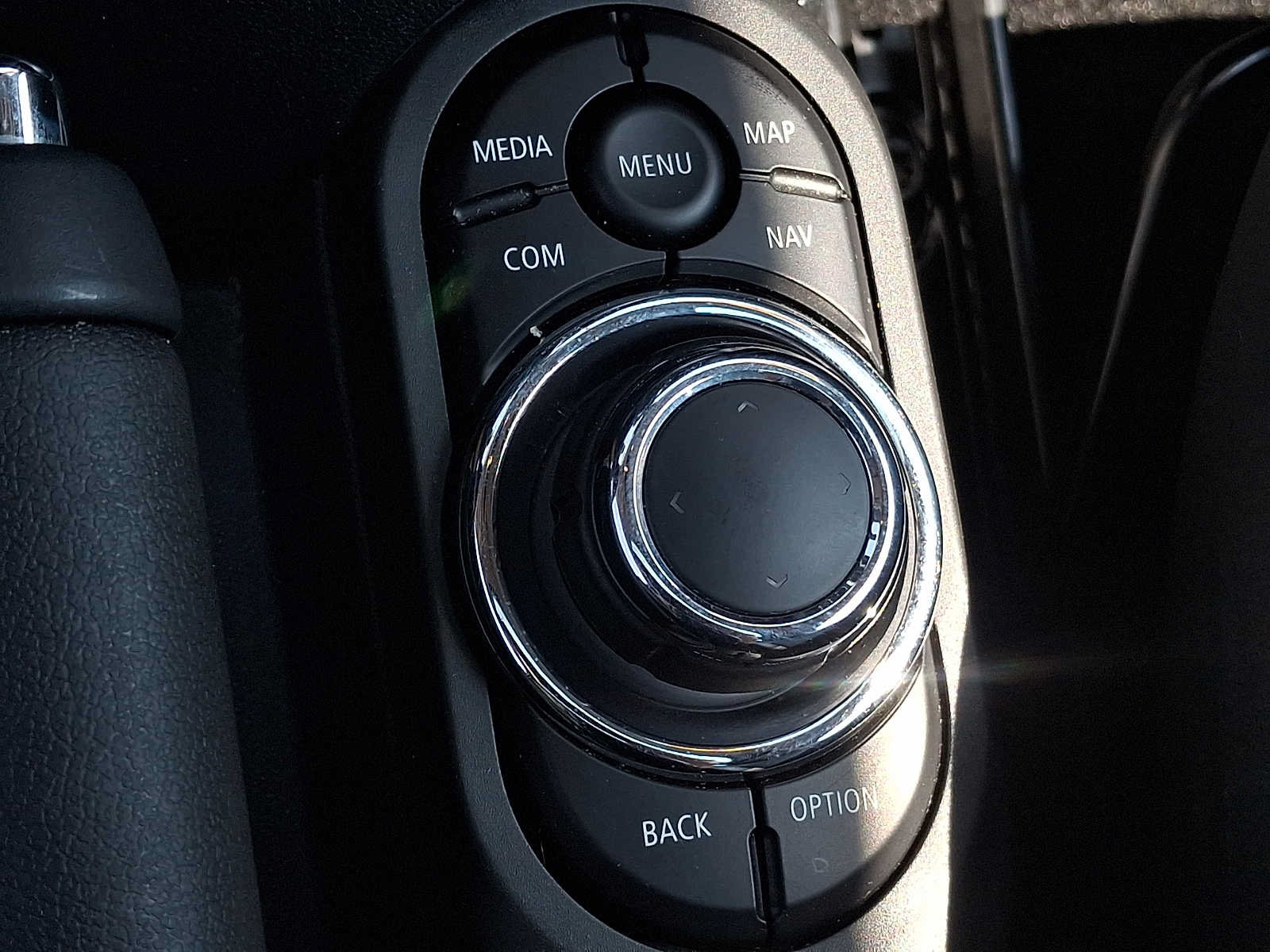 Used 2024 MINI Cooper 2-Door Hardtop FWD image 23