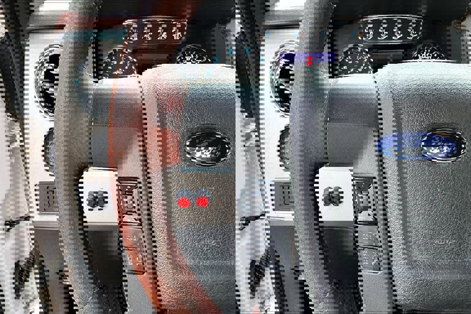 Used 2013 Ford F150 King Ranch w/ King Ranch Luxury Pkg AWD/4WD image 23