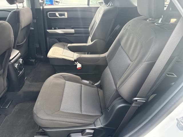 Used 2022 Ford Explorer XLT AWD/4WD image 21