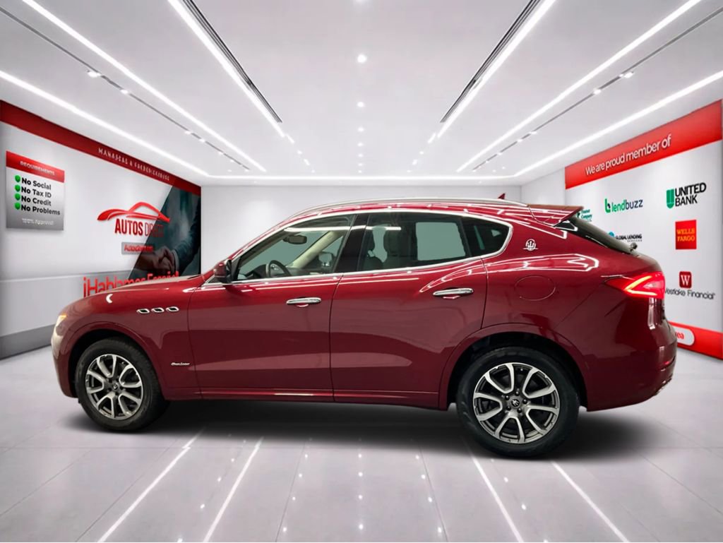 Used 2020 Maserati Levante GranLusso image 5