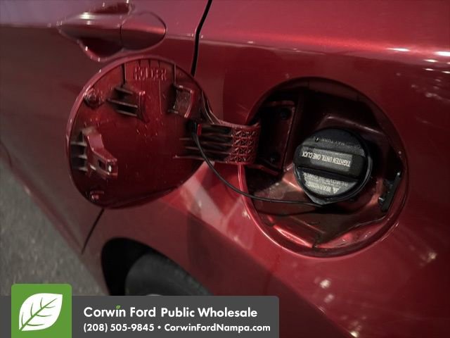 Used 2013 Hyundai Elantra Limited w/ Technology Pkg image 10