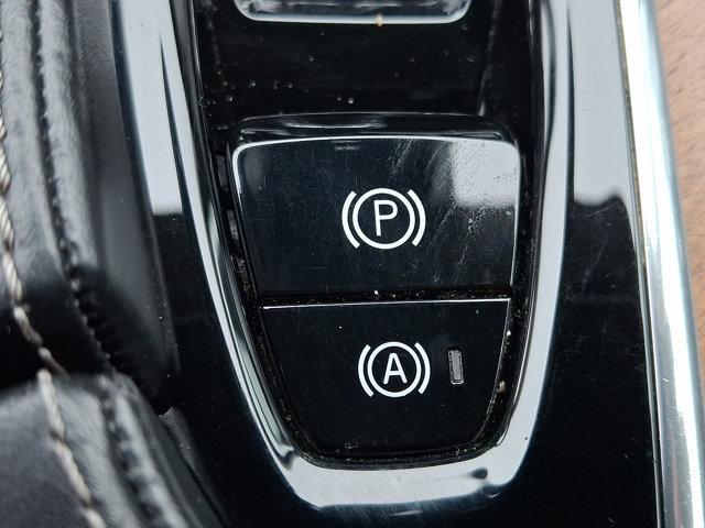 Used 2019 Volvo S90 T6 Inscription w/ Advanced Package AWD/4WD image 23