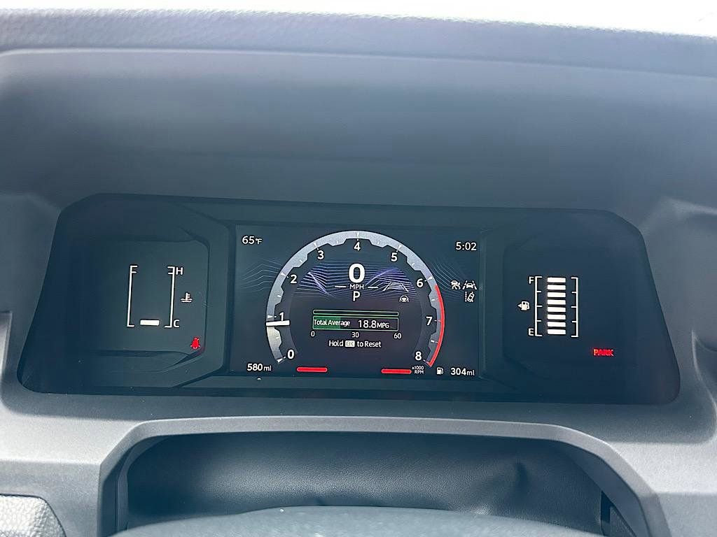 Certified 2025 Toyota Tacoma SR image 27