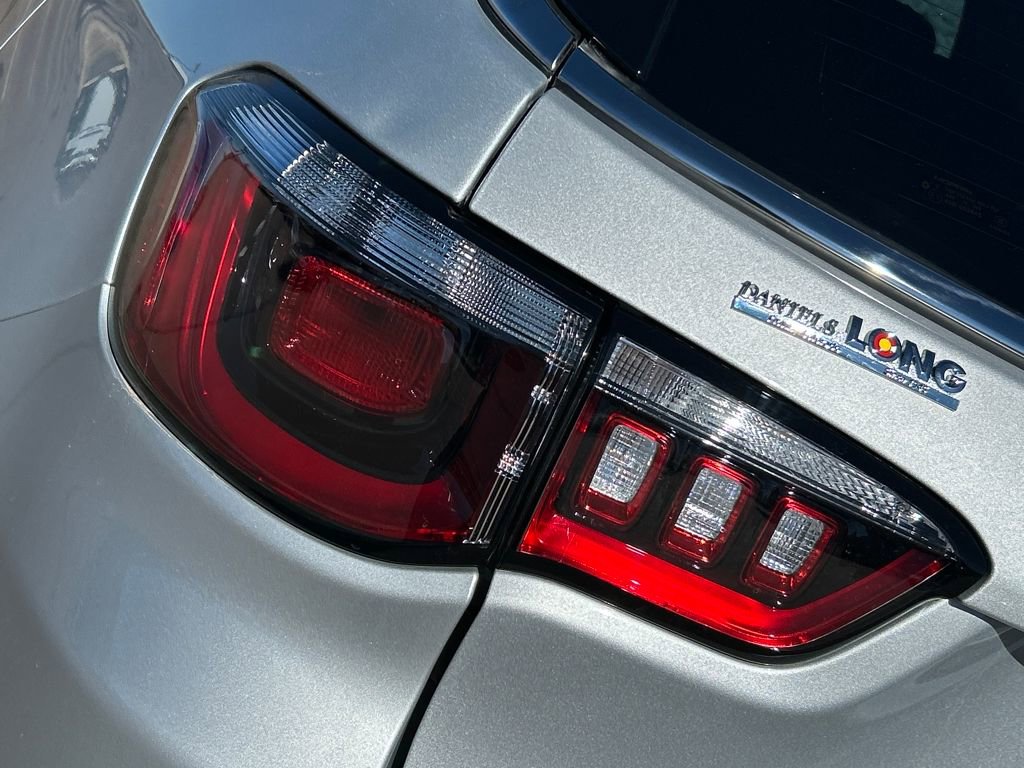 Used 2024 Jeep Compass Latitude image 23