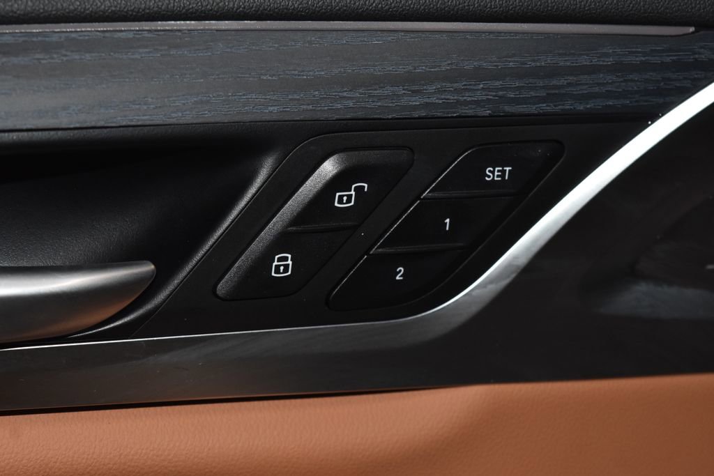 Used 2023 BMW X3 xDrive30i w/ Convenience Package image 5