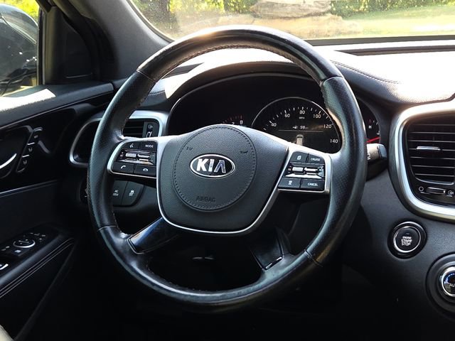Used 2019 Kia Sorento SX image 12