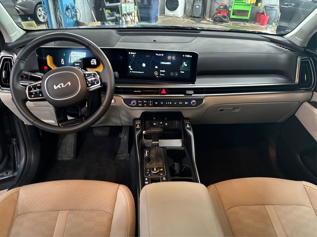 New 2025 Kia Sorento S AWD/4WD image 21