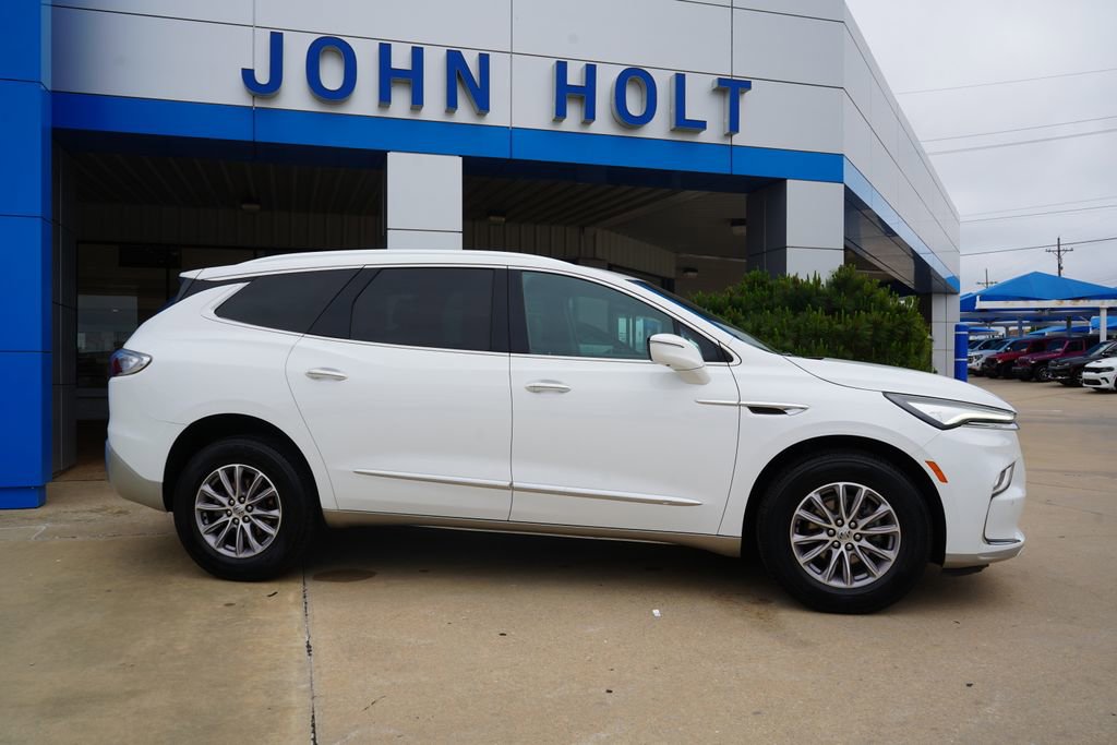 Used 2024 Buick Enclave Premium FWD image 8