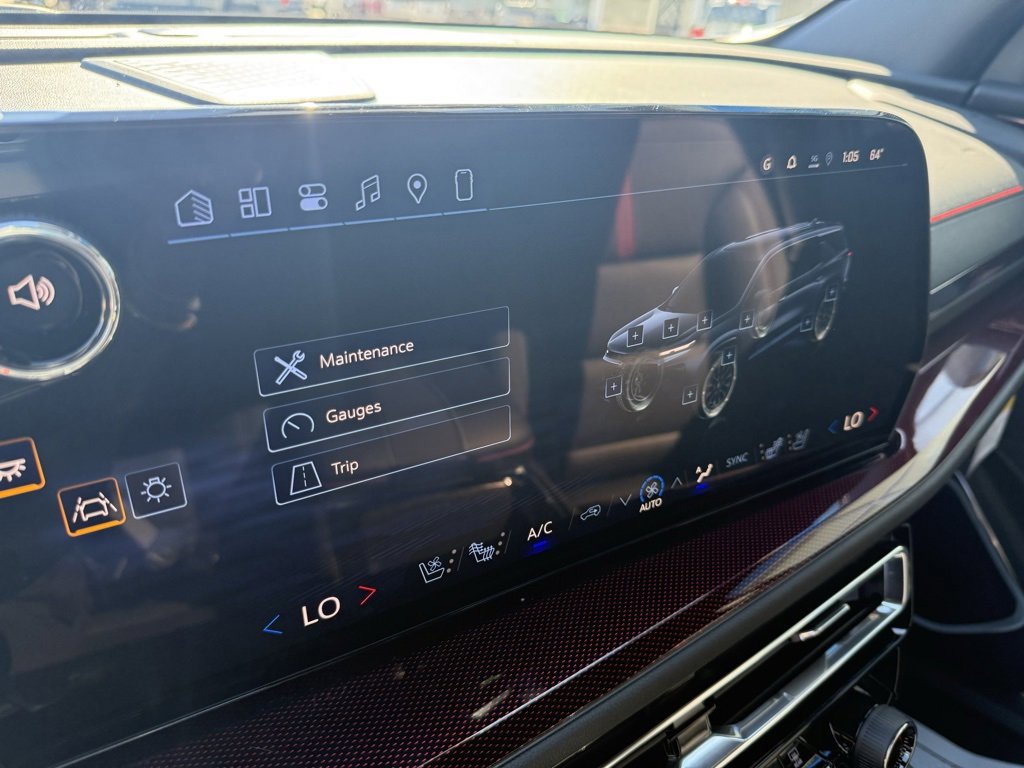 New 2026 Chevrolet Traverse RS w/ LPO, Floor Liner Package image 21