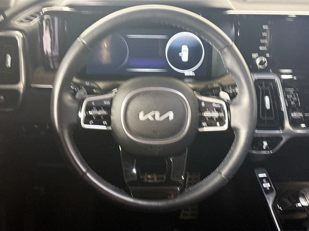Certified 2023 Kia Sorento SX Prestige AWD/4WD image 14