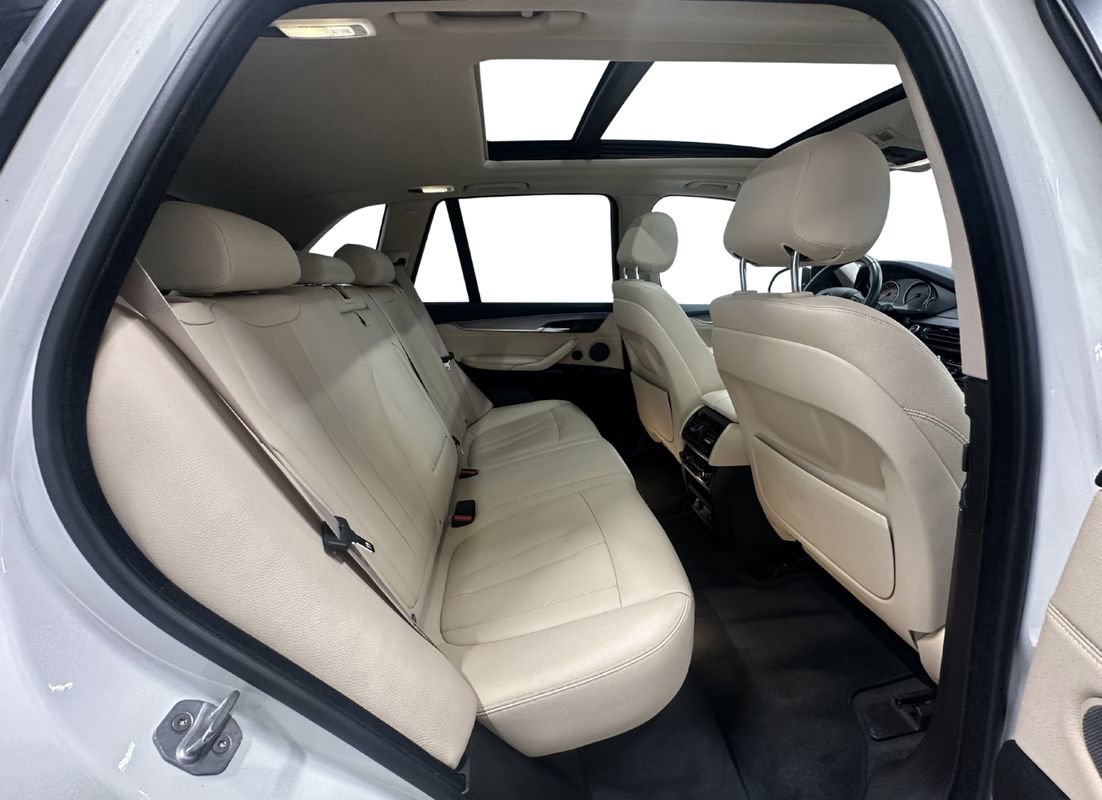 Used 2016 BMW X5 xDrive40e image 17