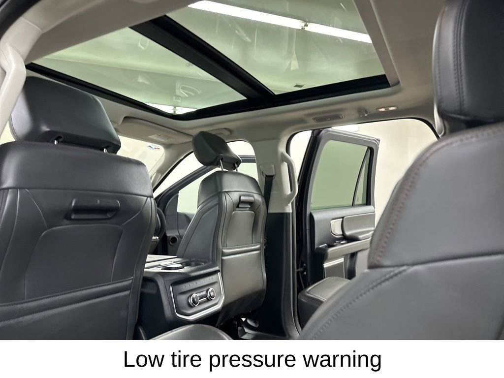Used 2025 Ford Expedition Max Active image 31