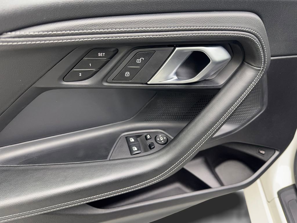 Used 2023 BMW 230i Coupe image 32