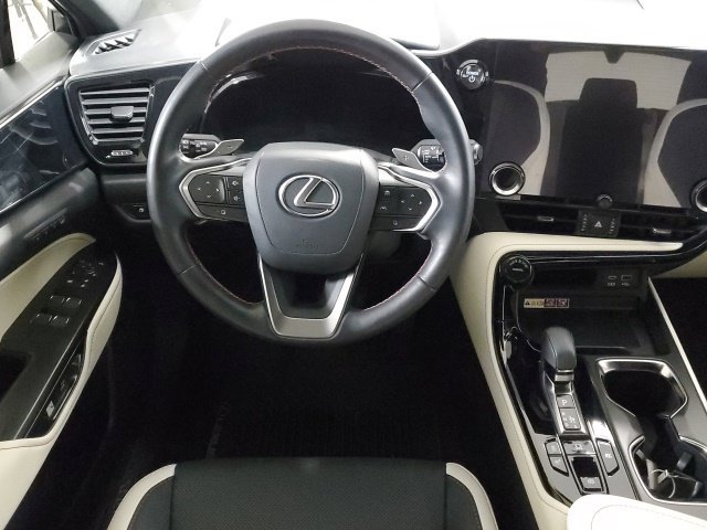 Used 2024 Lexus NX 350h AWD image 16
