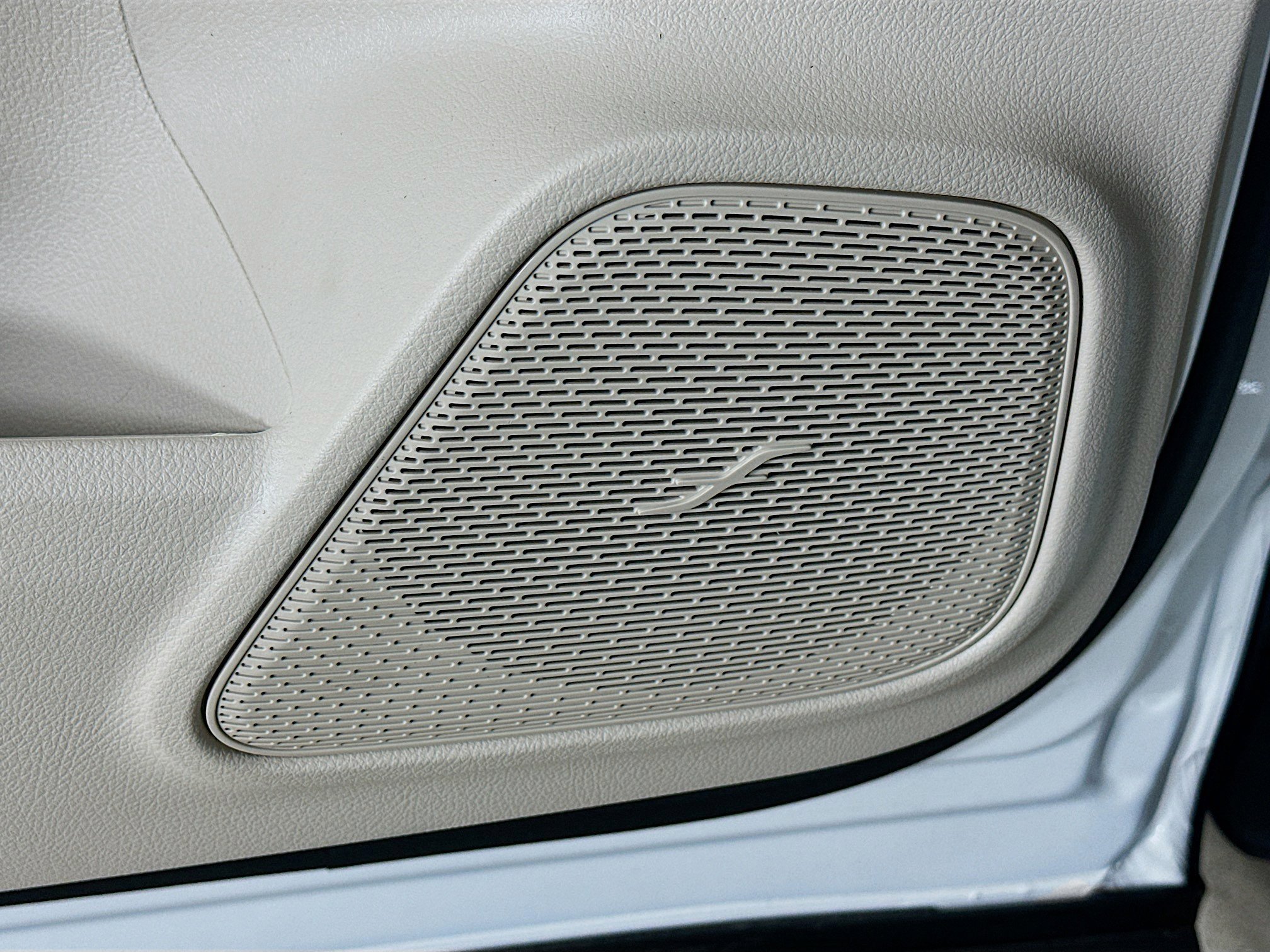 Certified 2025 Mercedes-Benz GLB 250 4MATIC image 24