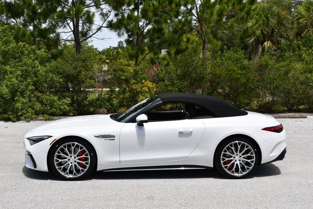 Used 2024 Mercedes-Benz SL 55 AMG 4MATIC image 39