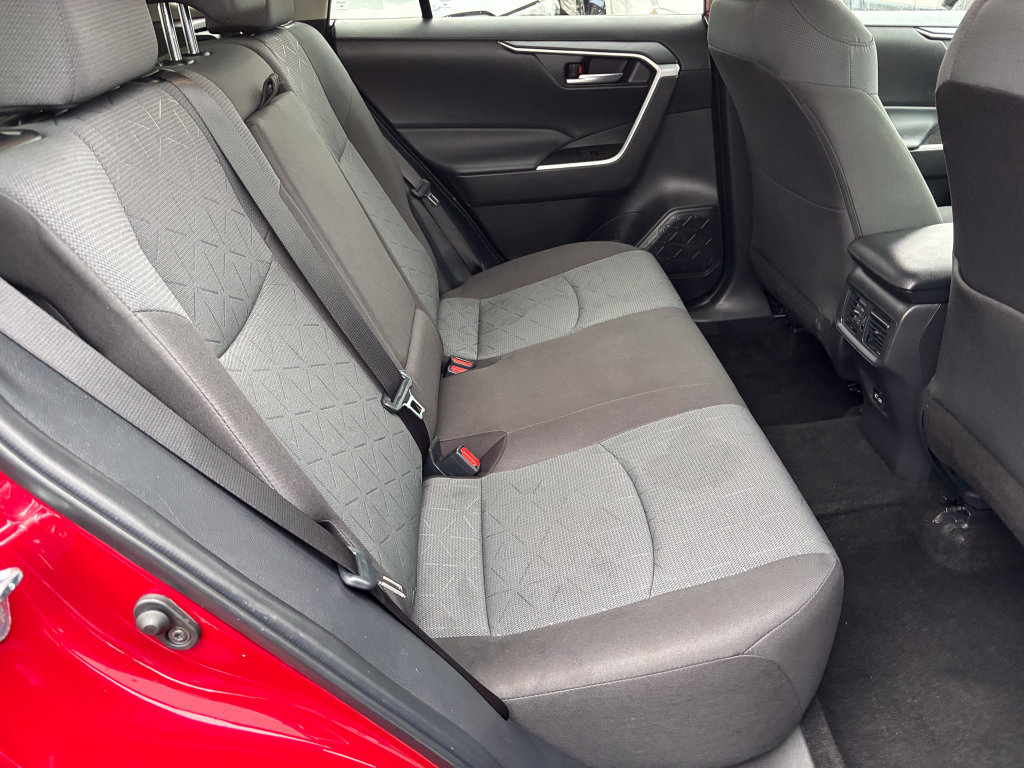 Certified 2025 Toyota RAV4 XLE AWD/4WD image 39