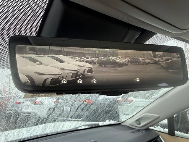 Used 2025 Toyota RAV4 Limited image 17