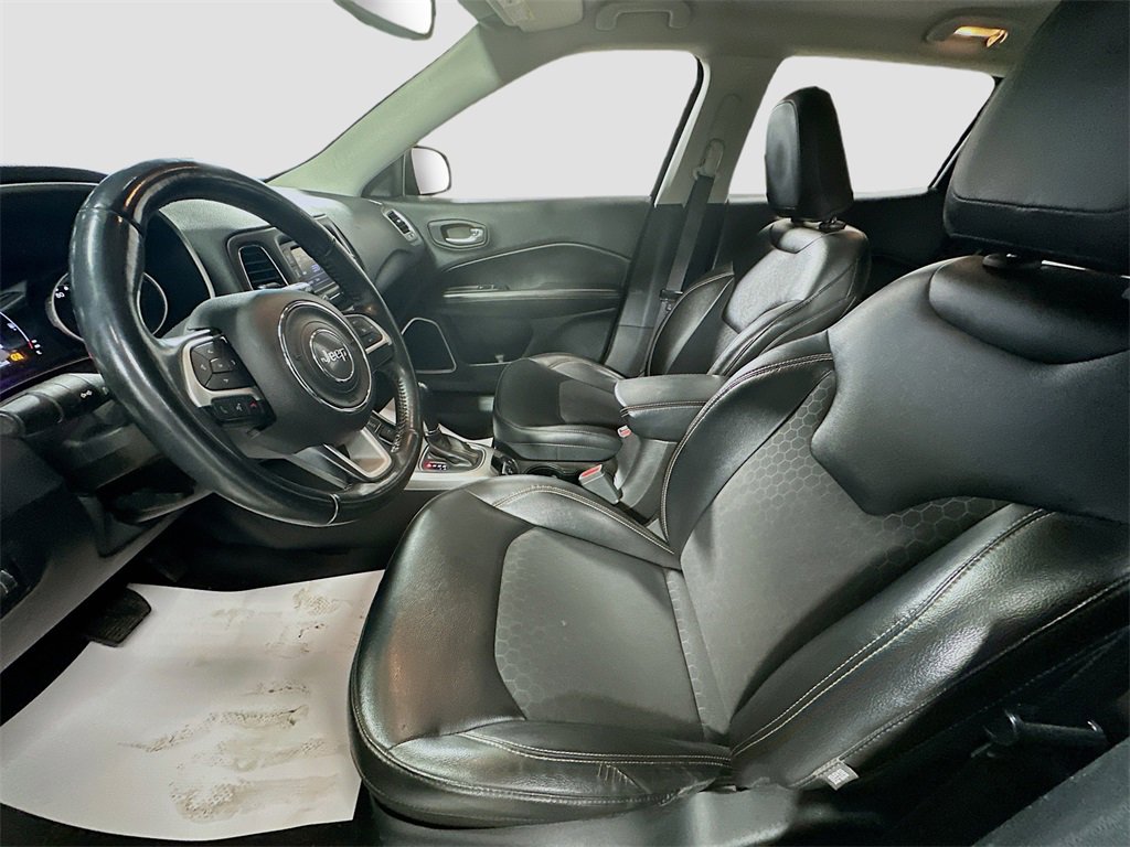Used 2018 Jeep Compass Latitude w/ Cold Weather Group image 20